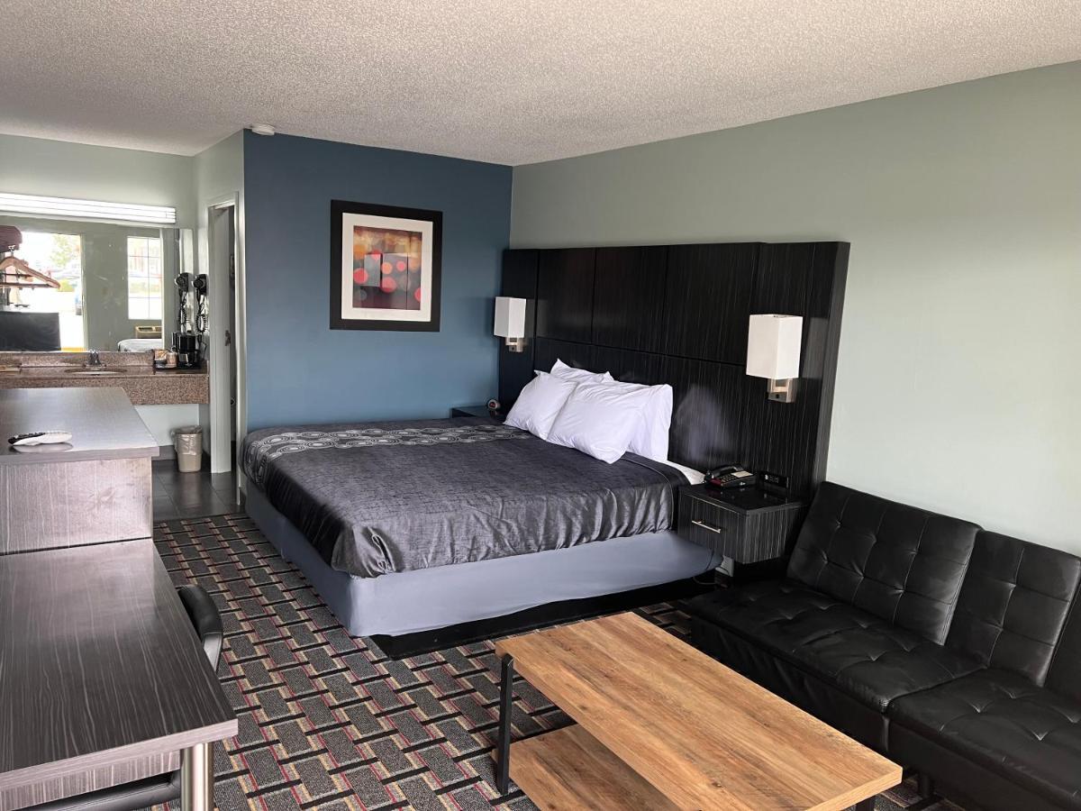 Executive Inn Pelham Bagian luar foto